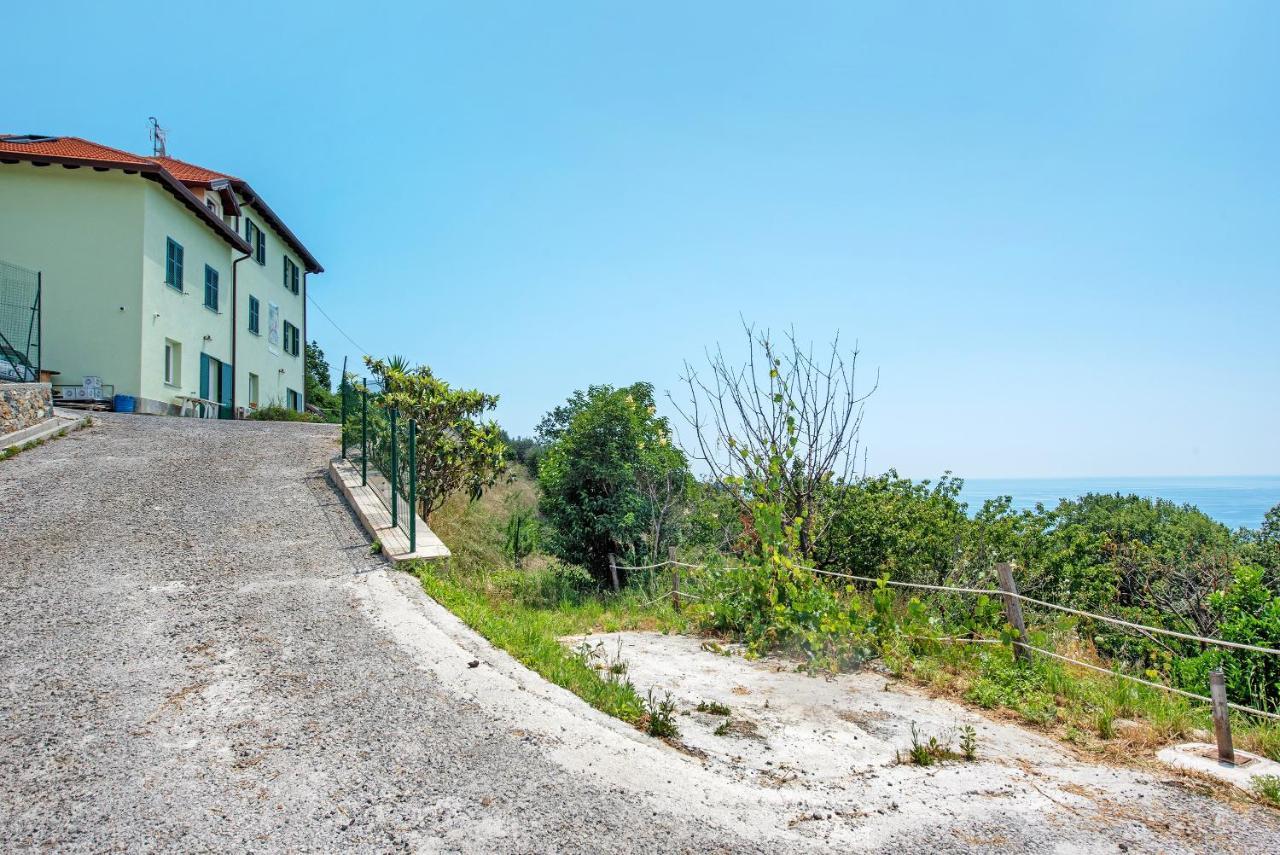 Chiara Du Ciapin - Osservatorio Cogoleto Exterior foto